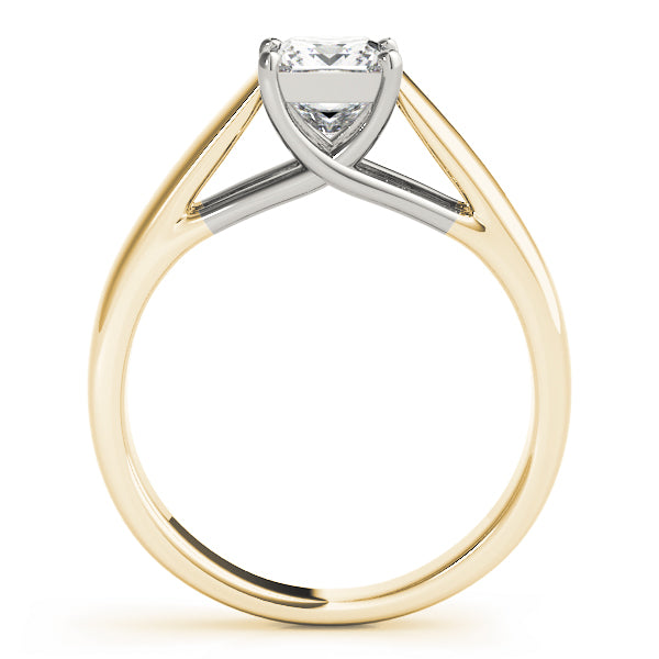 Classic Simple Solitaire Engagement Ring