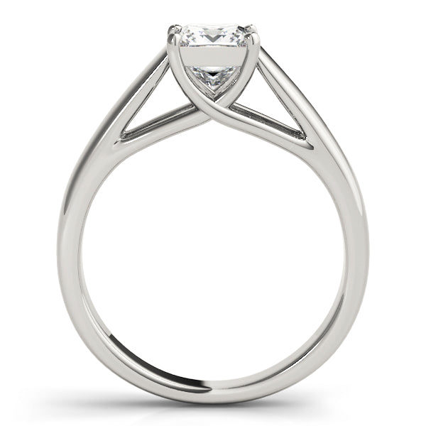 Classic Simple Solitaire Engagement Ring