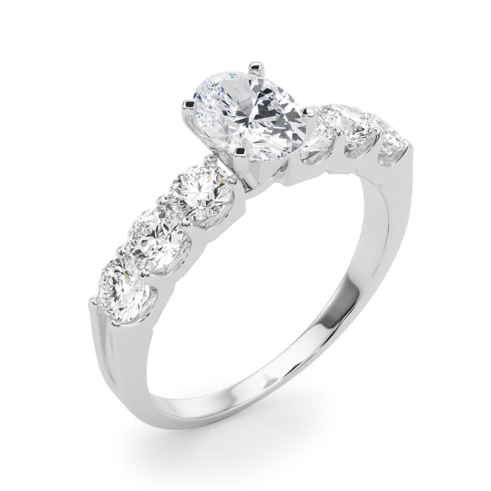 Classic Graduated Diamond Engagement Ring (7/8 ct. tw.)