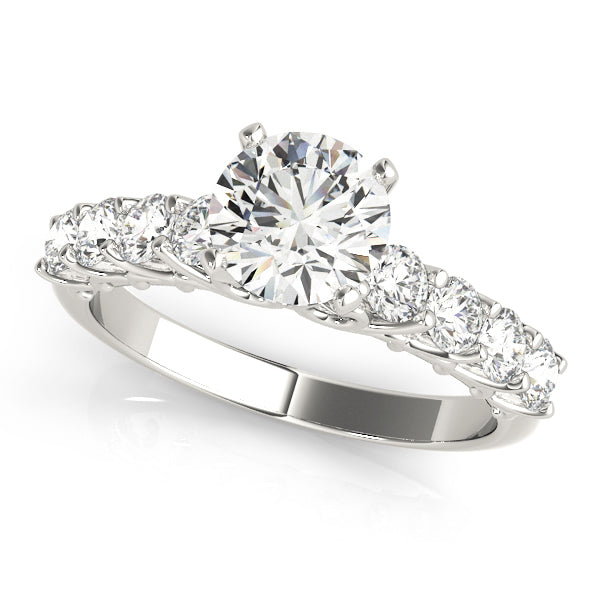 Graduated Diamond Engagement Ring (7/8 ct. tw.)